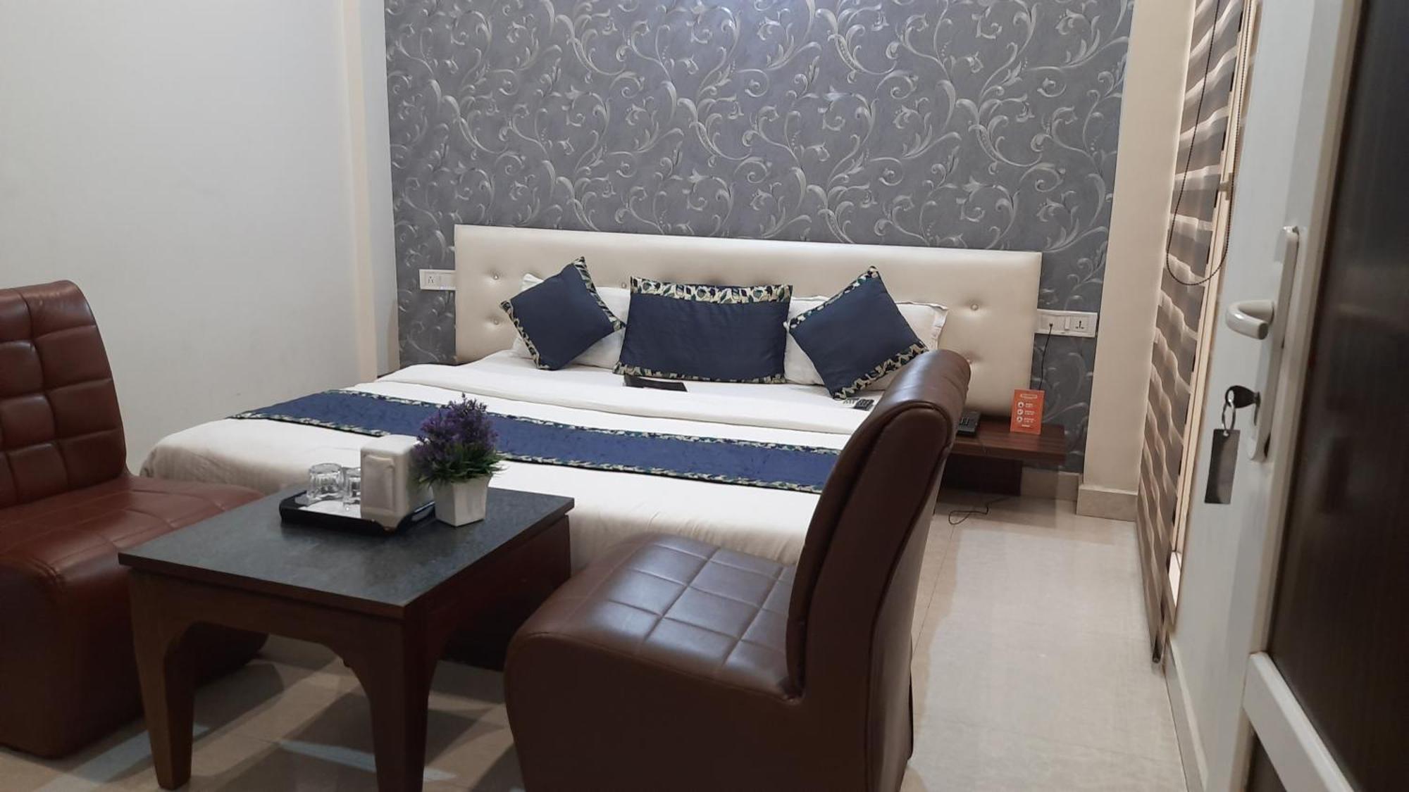 Hotel Ventures Inn Amritsar Oda fotoğraf